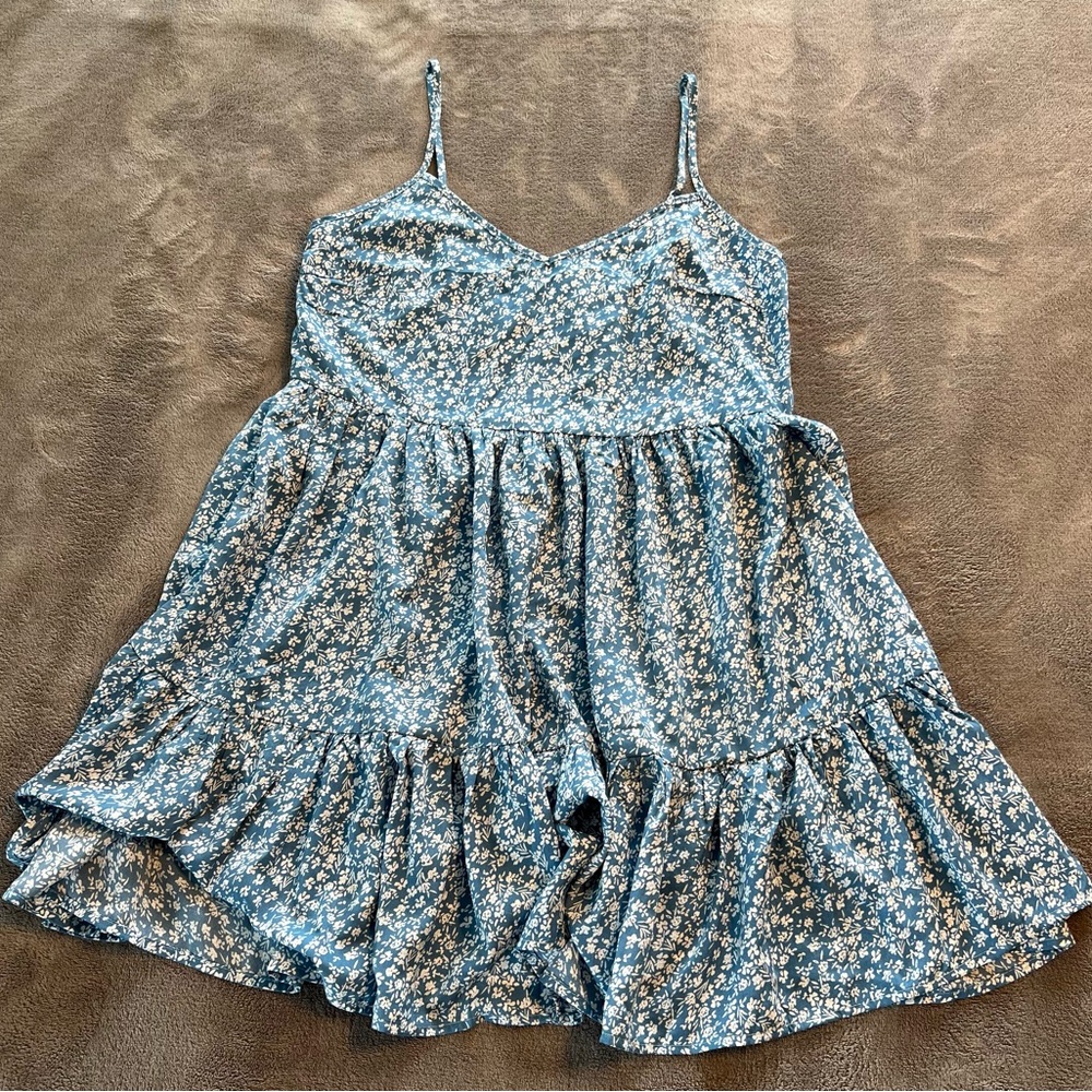 SHEIN Women’s Medium Dress Floral Ruffle Adjustable Spaghetti Strap Spring NWOT